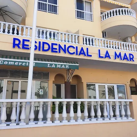 Residencial La Mar Mit Meerblick Apartment