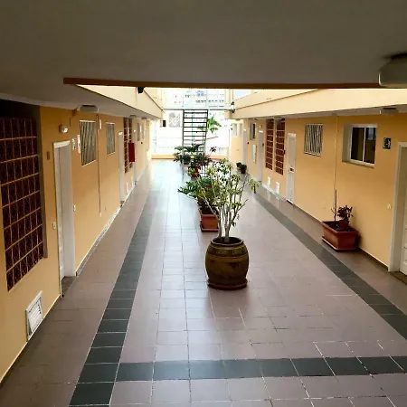 Residencial La Mar Mit Meerblick Apartment